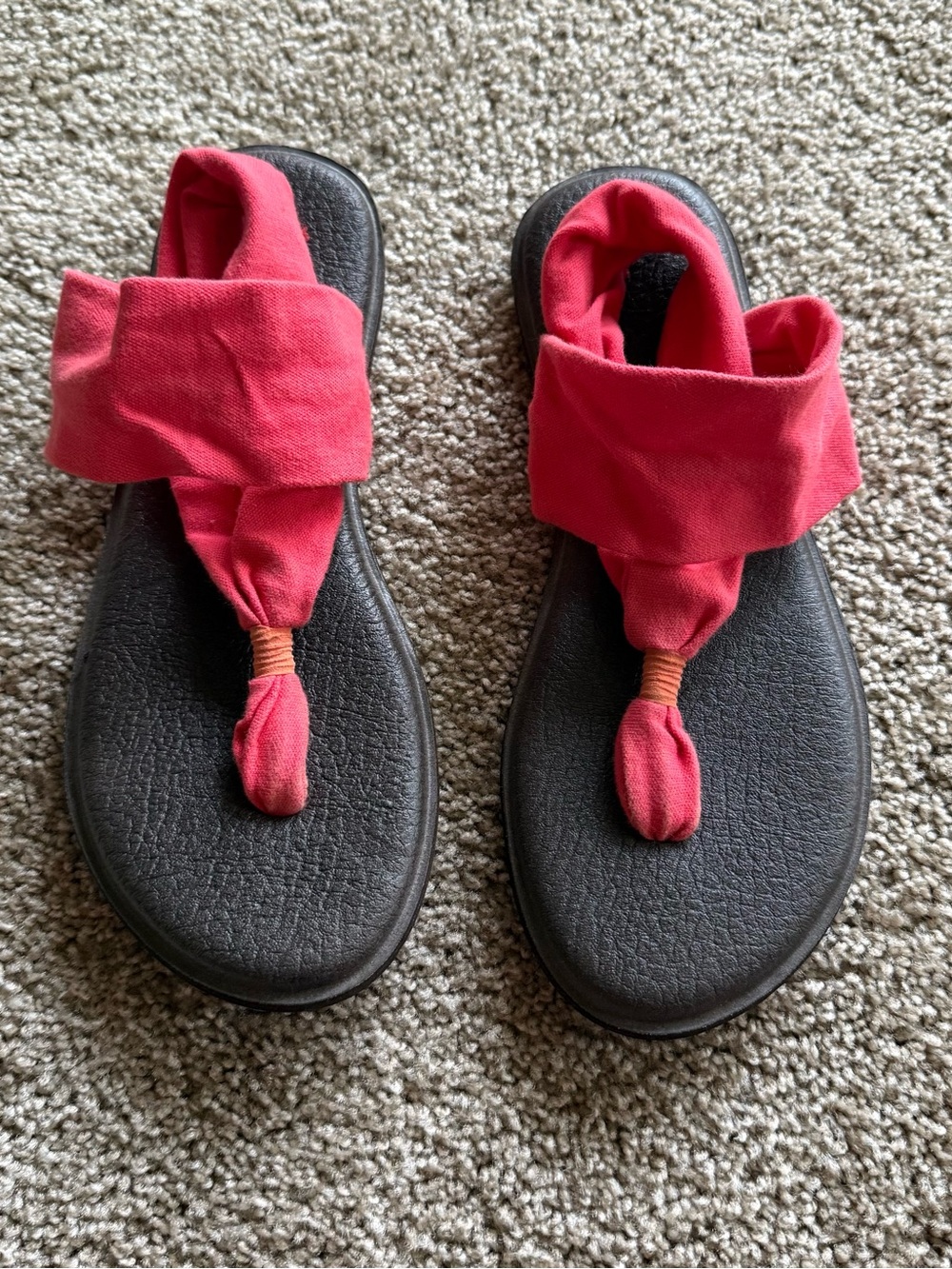 Sanuk Pink Fabric Wrap Toe Post Sandals